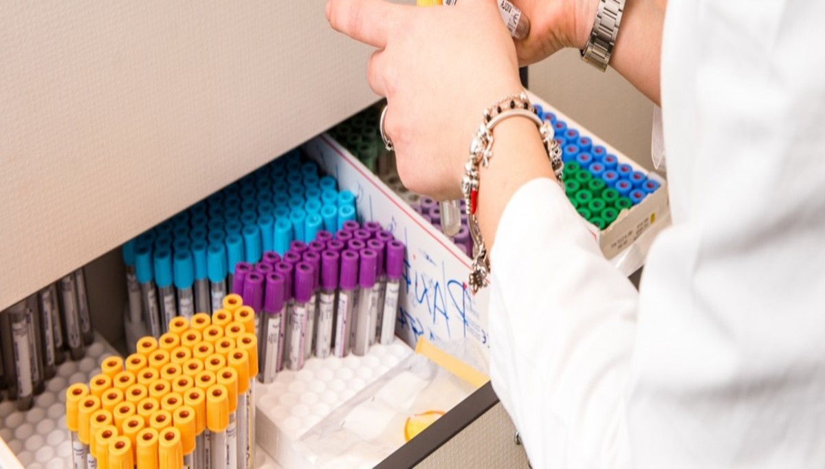 Screening tumore del colon-retto, l’impegno delle farmacie del Lazio