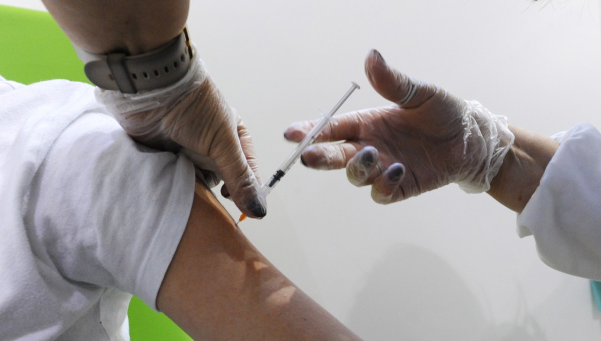 Vaccinazioni in farmacia, nel Lazio erogate 17mila dosi. In Molise previsti Open day