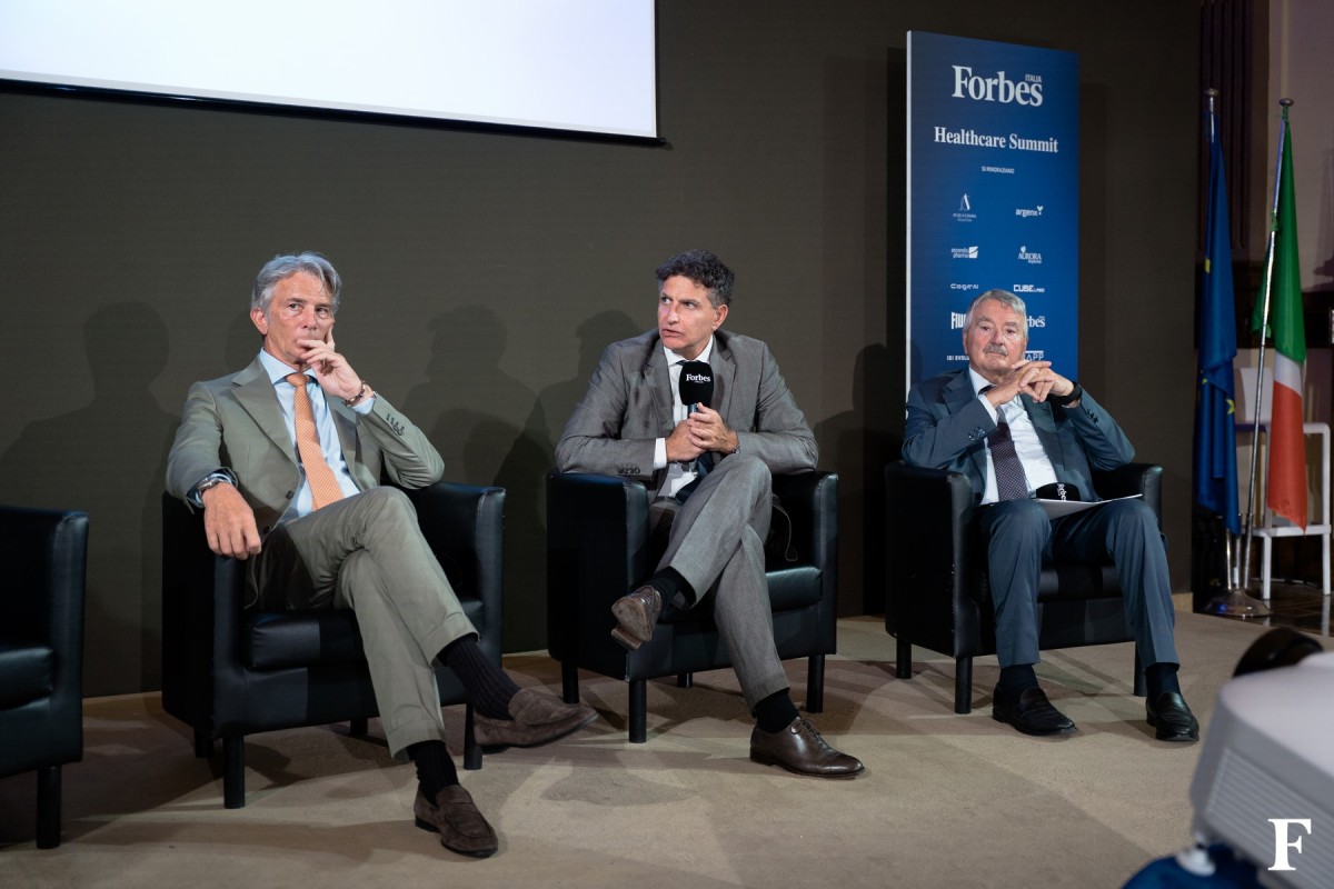 Forbes Healthcare Summit 2026, Procaccini: informazione corretta in farmacia per contrastare la rinuncia alle cure