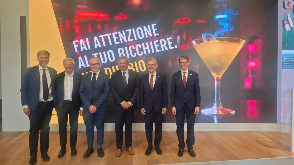 Drink spiking: a Genova al via la campagna di sensibilizzazione nelle farmacie