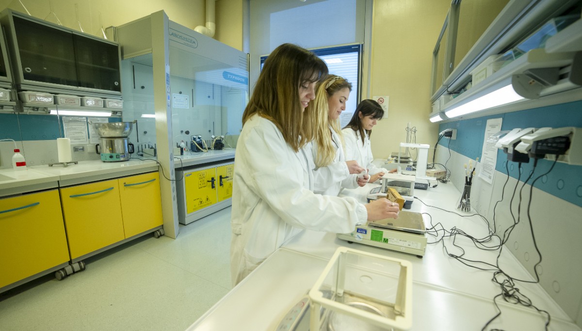 Aggiornamento Tecnico per il Farmacista Preparatore, a febbraio i corsi Sifap